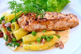 pasta med laks og fløde