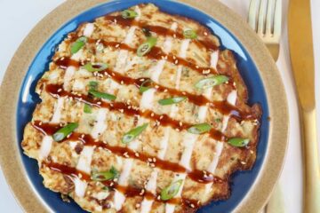 Billede af okonomiyaki pandekage.