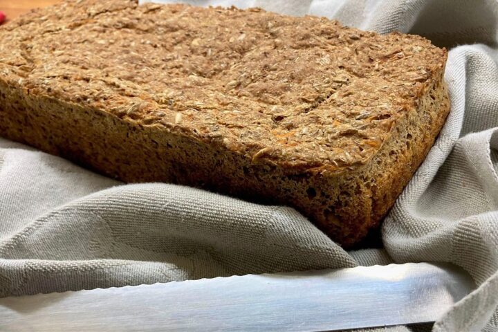 Gulerodsrugbrød