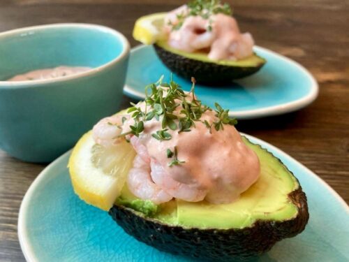 Avocado med rejer og dressing