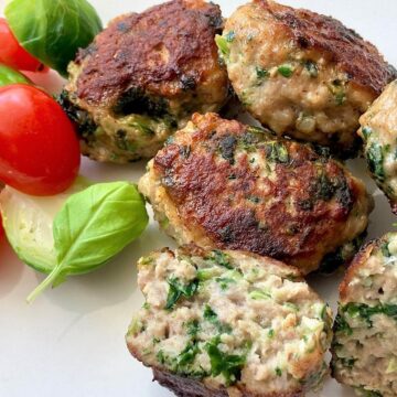 Grønkålsfrikadeller