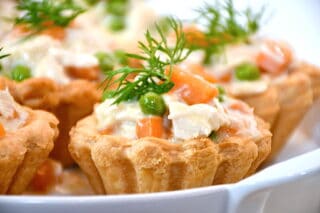 billede tarteletter med ærter og gulerødder