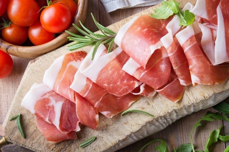 Billede med parmaskinke.