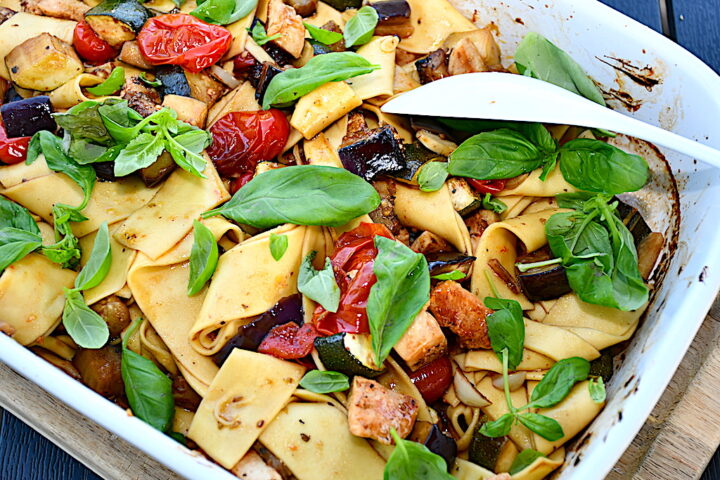 billede til pasta med bagte grøntsager