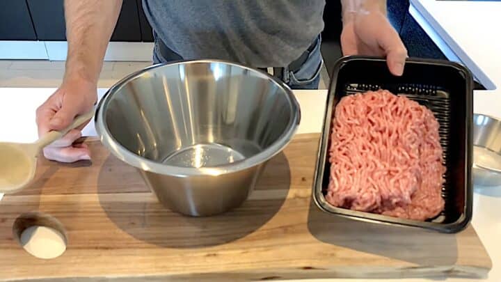 brug hakket kalv og svin til frikadeller
