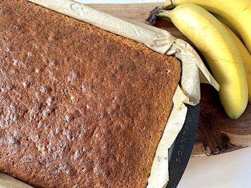 banankage med chokolade