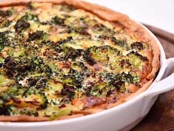 billede med broccolitærte