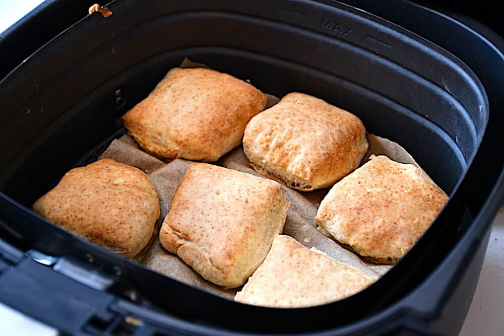 Må man bruge bagepapir i airfryer? Madens Verden