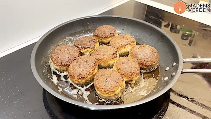 færdigstegte kyllingefrikadeller