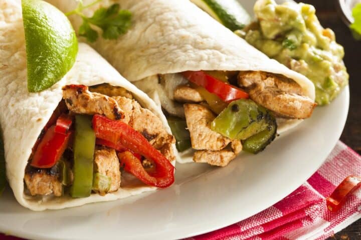 tortillas med kylling og peberfrugt