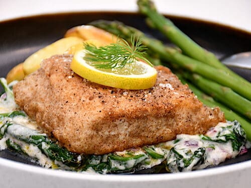 Torskefilet med tilbehør