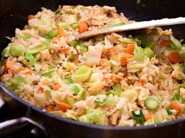 billede til fried rice med spidskål