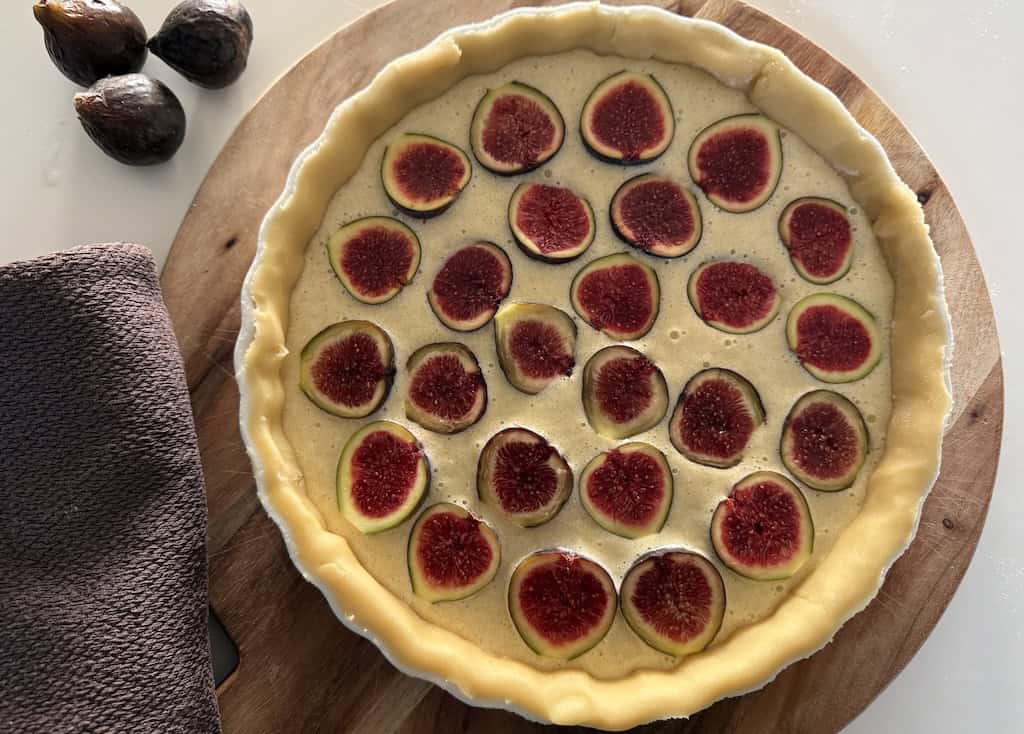 Figentærte før den kom i ovnen