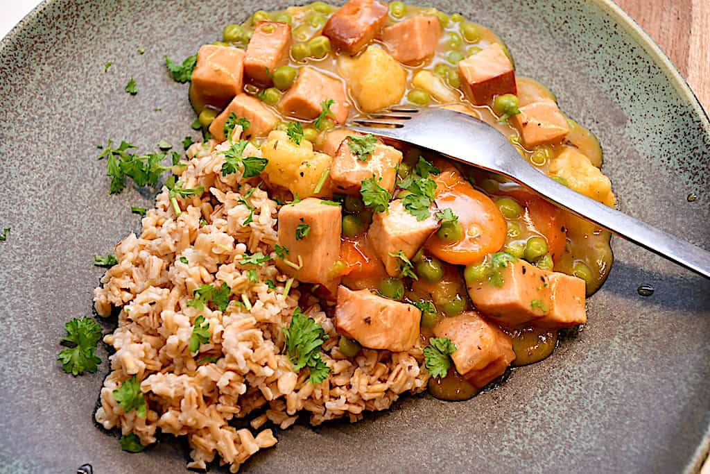 serveringsforslag til hamburgergryde med havreris