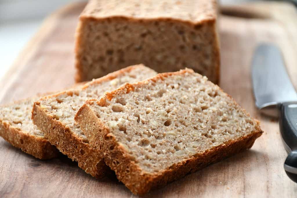 Billede af formbrød med surdej forfra