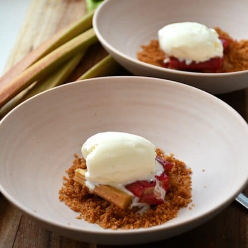 Rødgrød med fløde (Danmarks nationaldessert)
