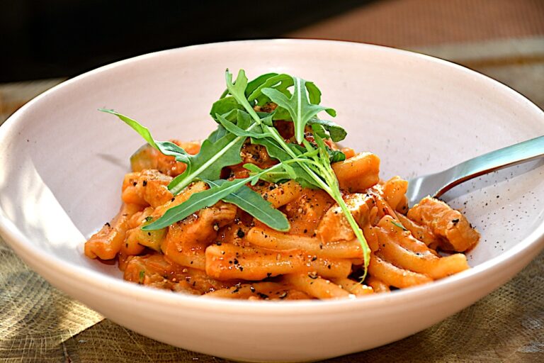 Billede af pasta med svinemørbrad.