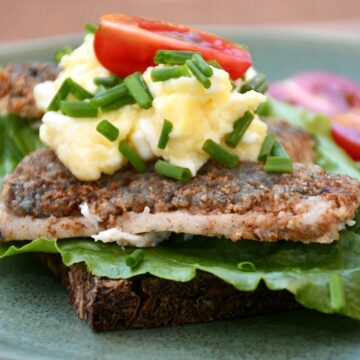 Smørrebrød med stegt ål