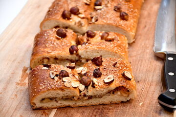 Kringle med hasselnødder og remonce