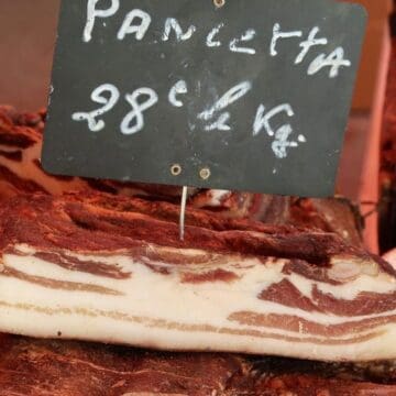 Italiensk pancetta af svinebryst